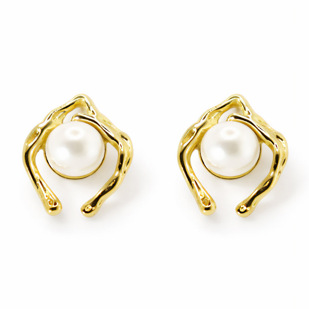 Golden Muse Pearl Earrings