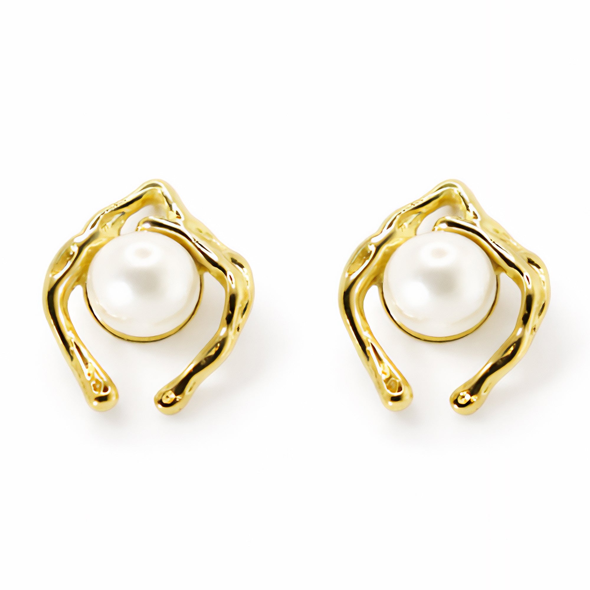Golden Muse Pearl Earrings